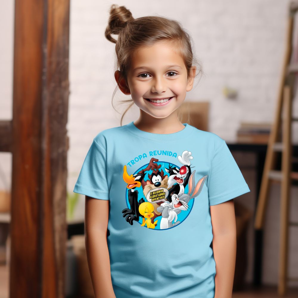 Camiseta Infanto Juvenil Personagens Looney Tunes Tropa Reunida