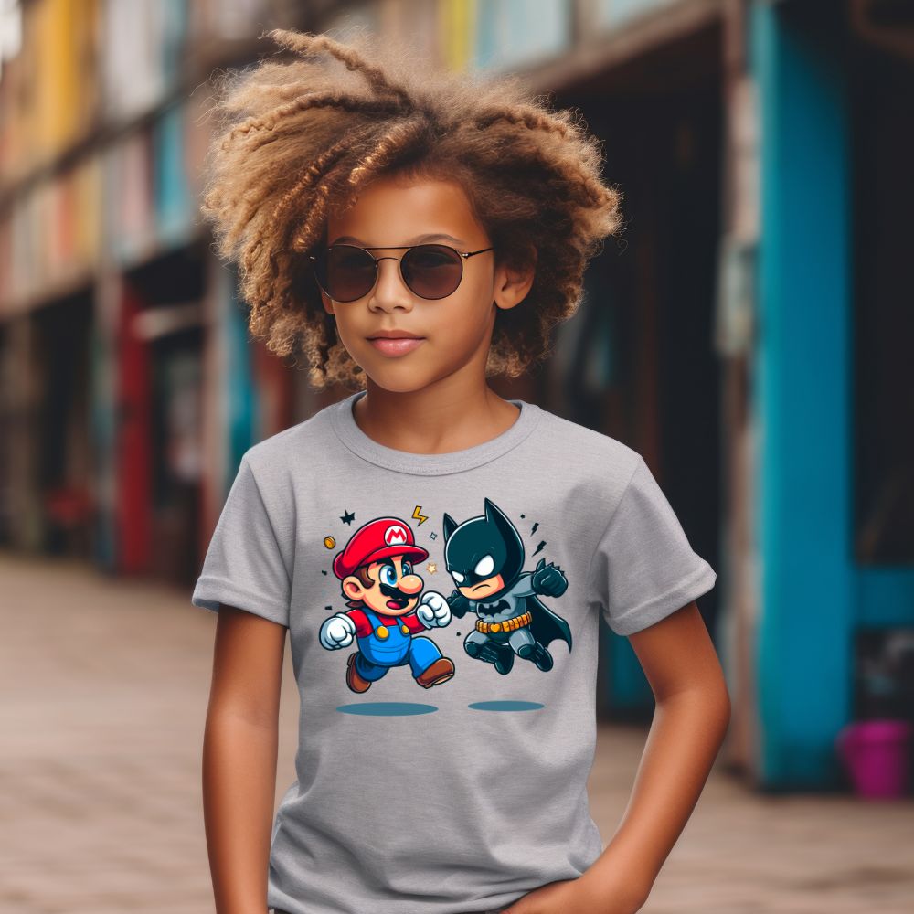 Camiseta Infanto Juvenil Personagens Super Mario vs Batman