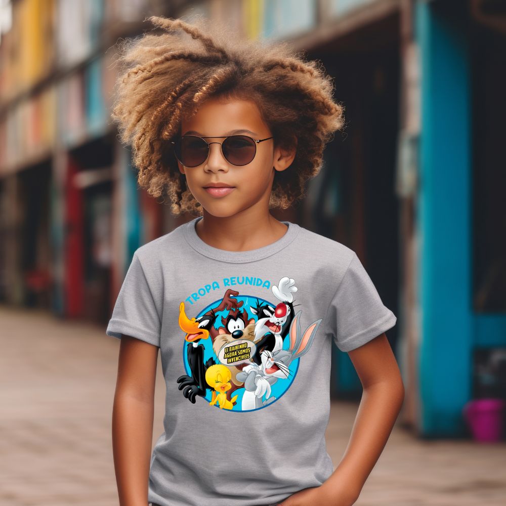 Camiseta Infanto Juvenil Personagens Looney Tunes Tropa Reunida