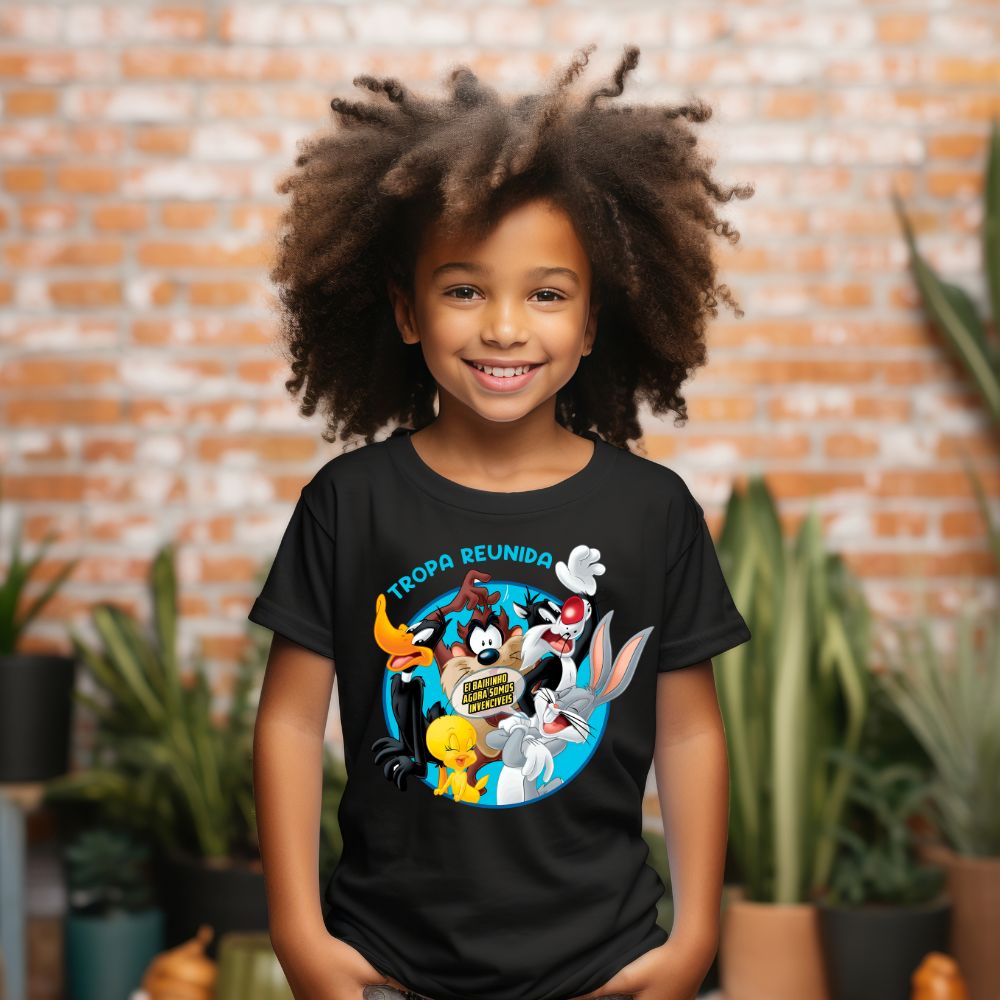 Camiseta Infanto Juvenil Personagens Looney Tunes Tropa Reunida