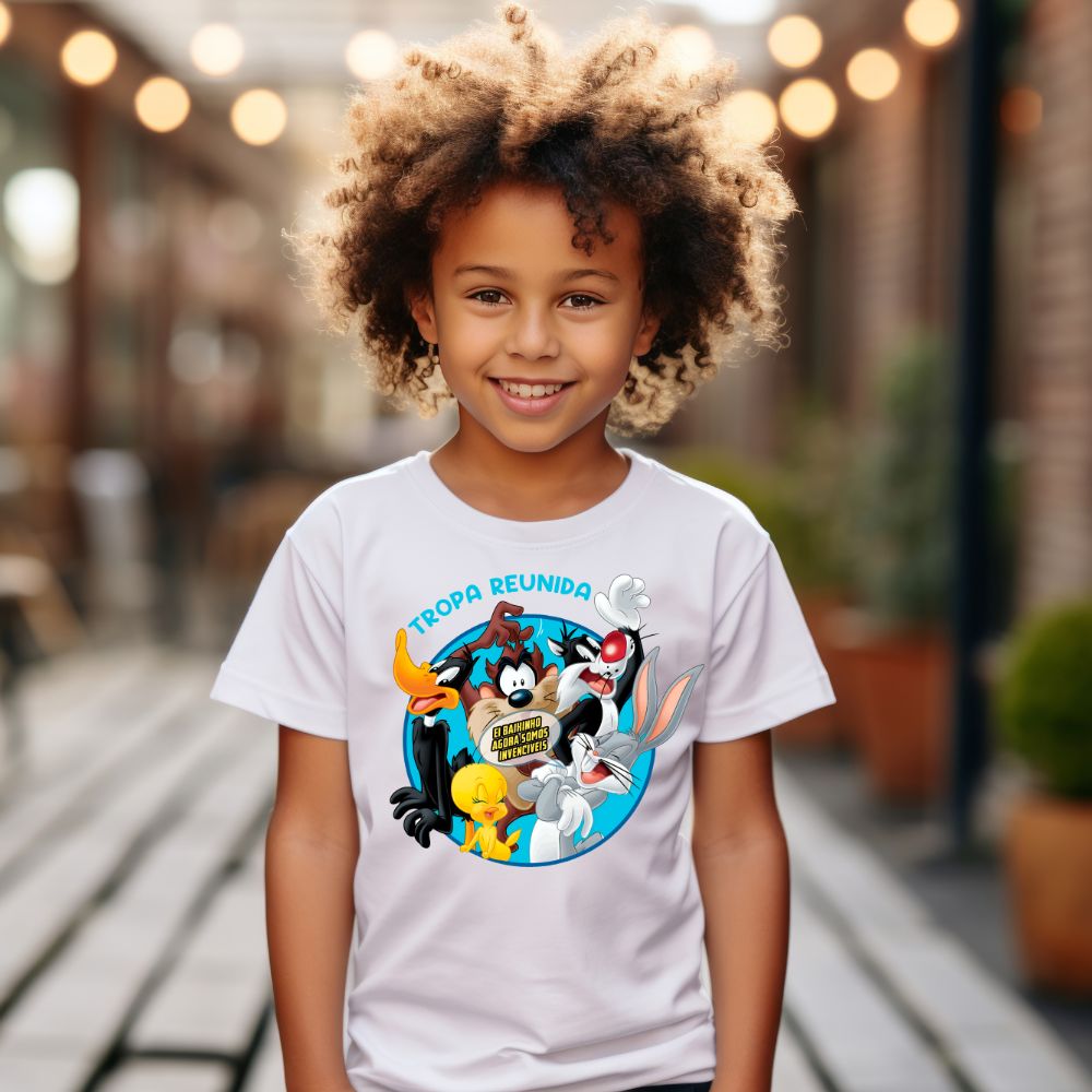 Camiseta Infanto Juvenil Personagens Looney Tunes Tropa Reunida